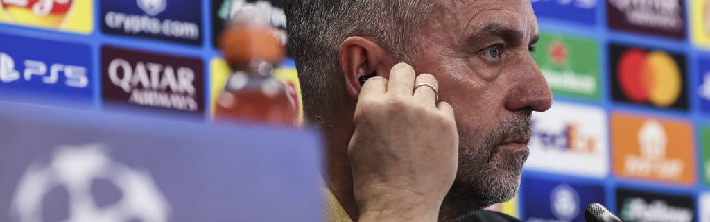 欧冠半决赛争议判罚引爆舆论，拉波尔塔怒斥裁判，巴萨未来路在何方？