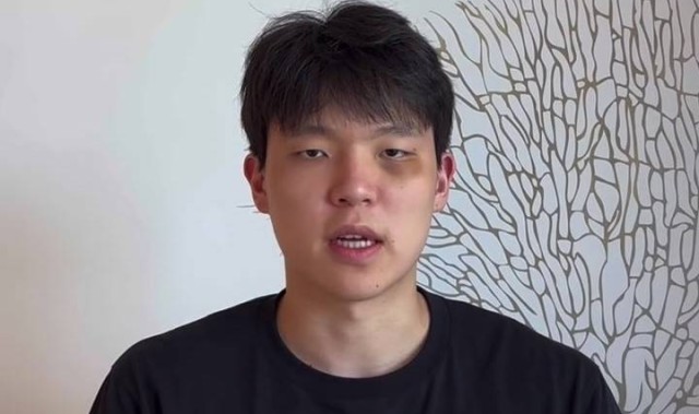 杨瀚森被打成熊猫眼？翻译:对抗小磕小碰无大碍